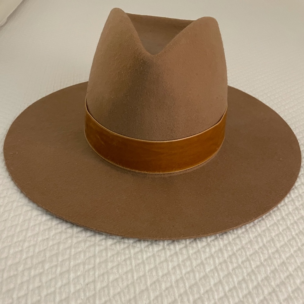 Lack of color hat